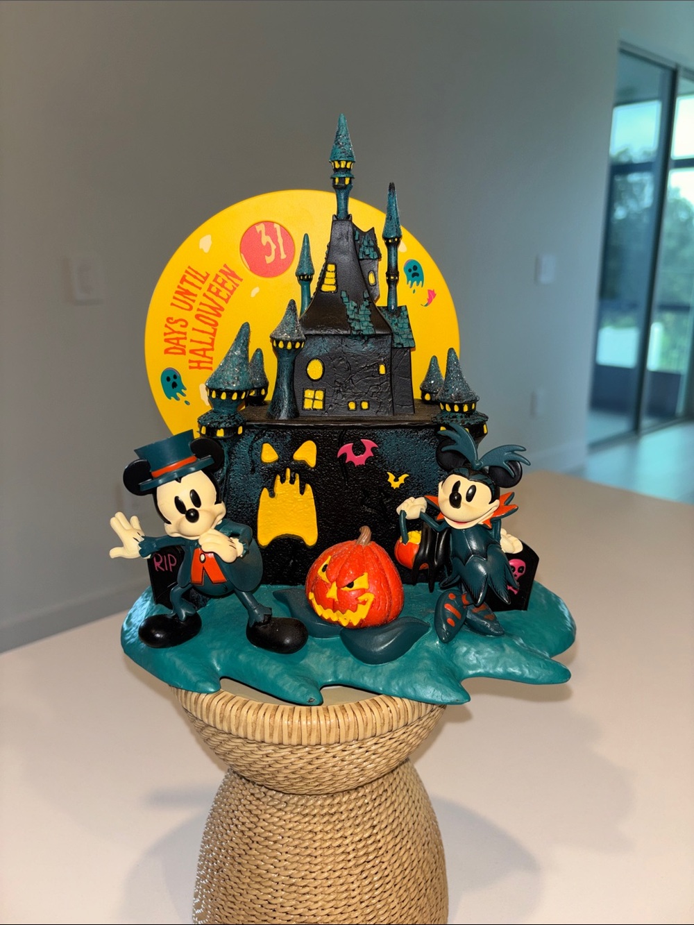 Disney Halloween Mickey & Minnie 31 Day Countdown Calendar